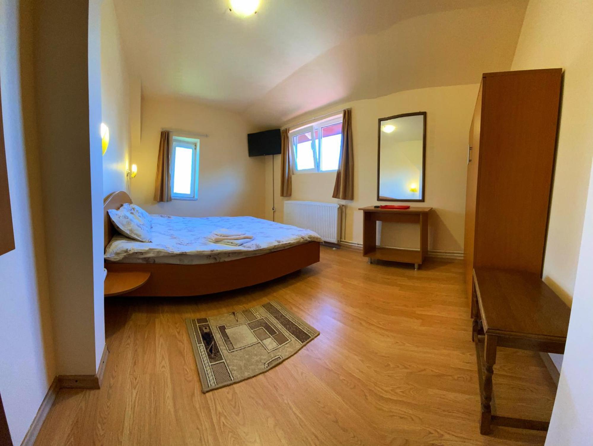 Casa Popa Hotel คือร์ตีโชอารา ภายนอก รูปภาพ